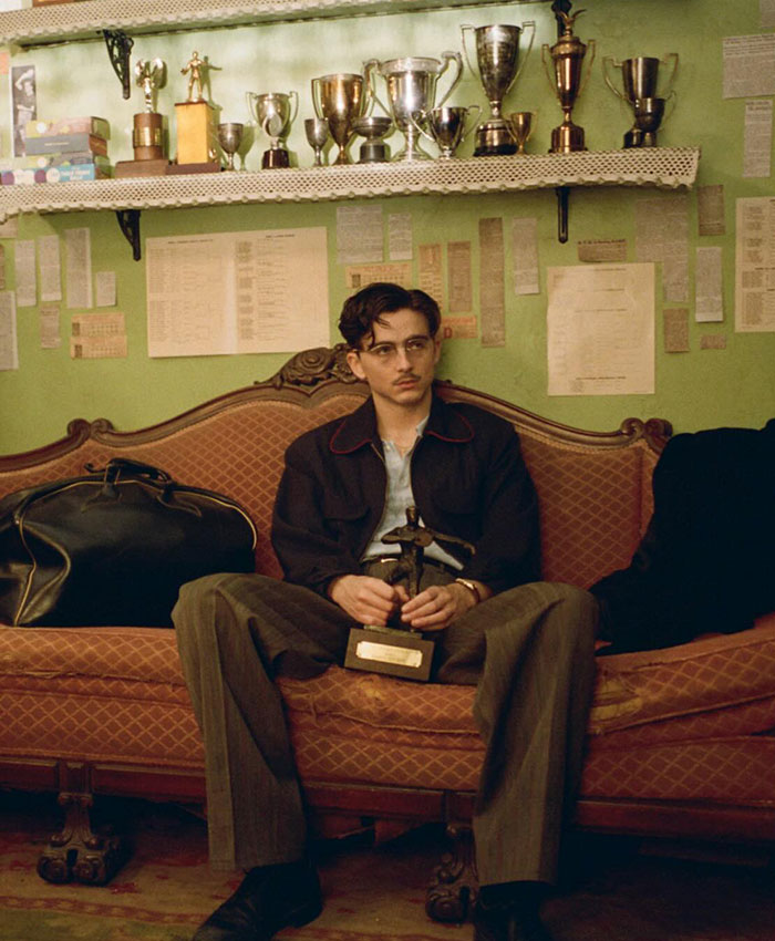 Hollywood Rumor About Kylie Jenner Has Her Boyfriend&rsquo;s Peers Whispering ‘Behind Her Back’