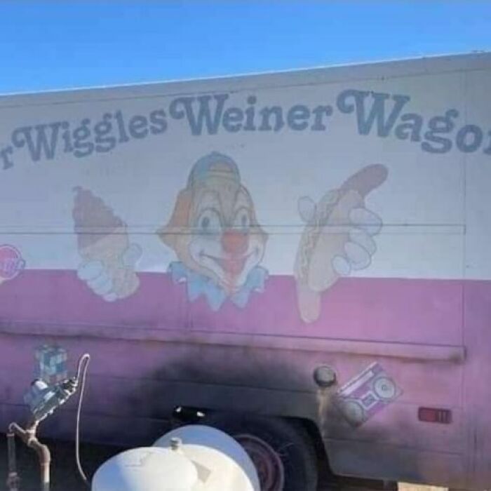 99 Photos That Are Quite Difficult To Look At Because Of How Weird And Cringey They Are