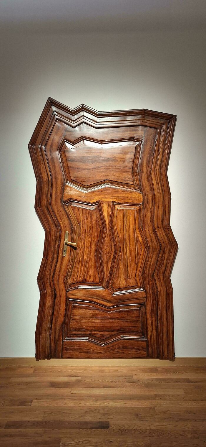 81 Pictures Of Weird And Unexplainable Things People Experienced (New Pics)