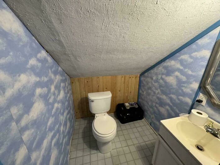 81 Pictures Of Weird And Unexplainable Things People Experienced (New Pics)