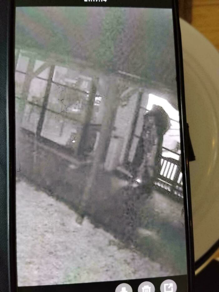 81 Pictures Of Weird And Unexplainable Things People Experienced (New Pics)