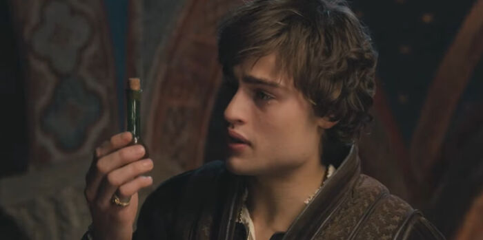 “What Would You Have Done Differently?”: 22 Questionable Actions Made By The Main Characters “What Would You Have Done Differently?”: 22 Questionable Actions Made By The Main Characters