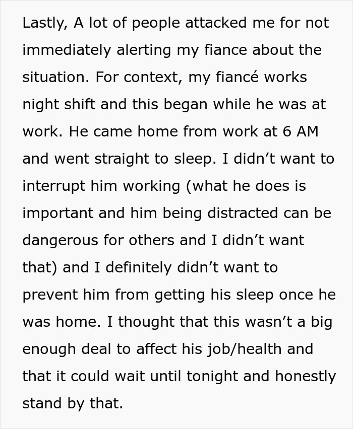 Woman Wants To Wear White Dress To Wedding: “It’s A Yellow Dress Sweetie, Calm Down” Woman Wants To Wear White Dress To Wedding: “It’s A Yellow Dress Sweetie, Calm Down”