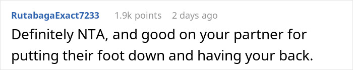 Woman Wants To Wear White Dress To Wedding: “It’s A Yellow Dress Sweetie, Calm Down” Woman Wants To Wear White Dress To Wedding: “It’s A Yellow Dress Sweetie, Calm Down”