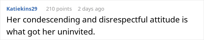 Woman Wants To Wear White Dress To Wedding: “It’s A Yellow Dress Sweetie, Calm Down” Woman Wants To Wear White Dress To Wedding: “It’s A Yellow Dress Sweetie, Calm Down”