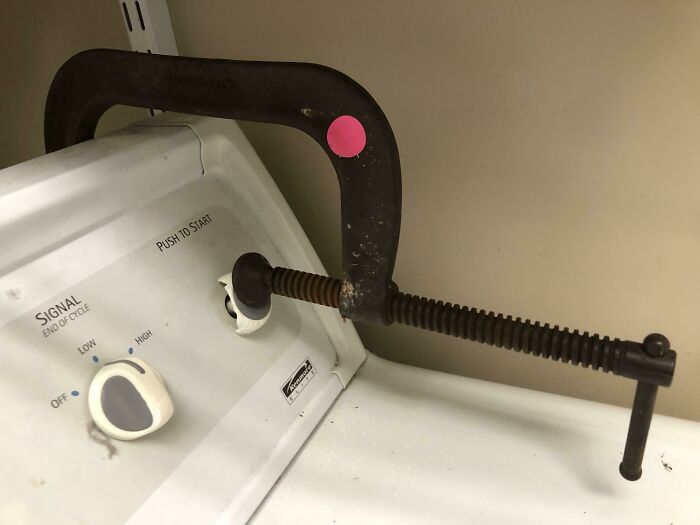 “Technically Works”: 87 Times People Came Up With Hilariously Dumb Solutions To Problems (New Pics) “Technically Works”: 87 Times People Came Up With Hilariously Dumb Solutions To Problems (New Pics)