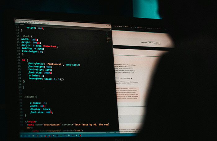 59 Fake Facts People Believed Only Because Of Movies