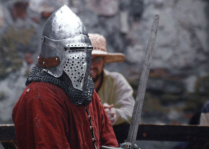 59 Fake Facts People Believed Only Because Of Movies