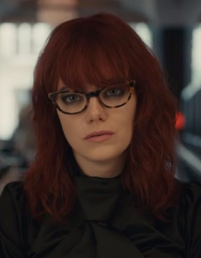 Emma Stone&rsquo;s Oscars Look Raises Eyebrows As Talk Of &lsquo;Hollyweird&rsquo; Beauty Norms Intensifies