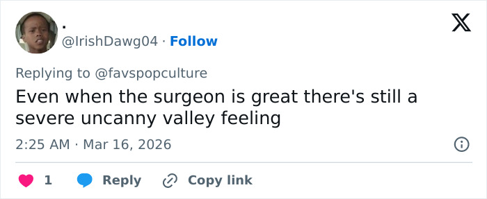 Emma Stone&rsquo;s Oscars Look Raises Eyebrows As Talk Of &lsquo;Hollyweird&rsquo; Beauty Norms Intensifies