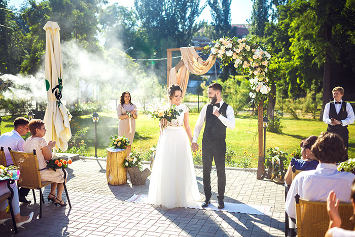 Woman Agrees To Host Cousin’s Wedding At Her Home, Pulls The Plug After Bridezilla Shows Her True Colors Woman Agrees To Host Cousin’s Wedding At Her Home, Pulls The Plug After Bridezilla Shows Her True Colors