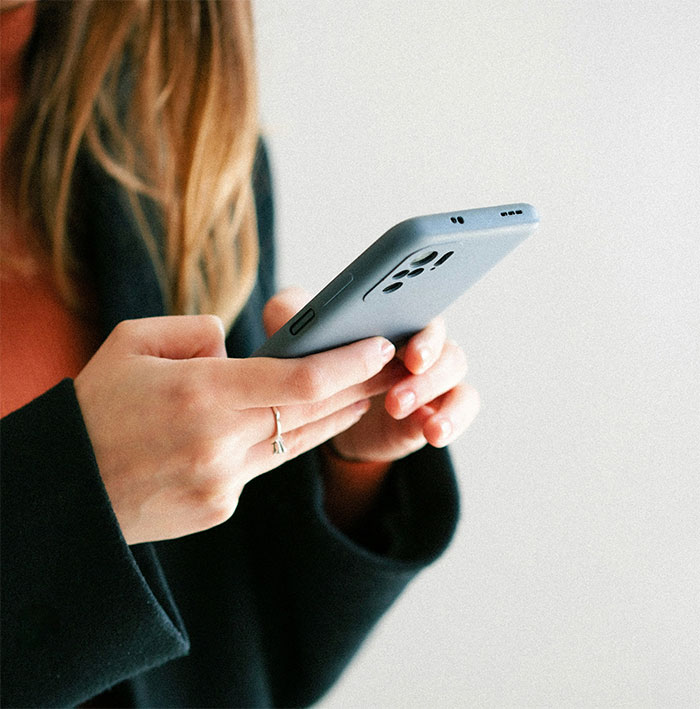 Woman Gets Revenge On Her Cheating Boyfriend By Catfishing Him And Standing Him Up Woman Gets Revenge On Her Cheating Boyfriend By Catfishing Him And Standing Him Up