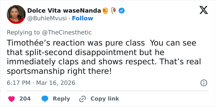 Body Language Expert Explains Timothée Chalamet’s Odd Reaction To Michael B. Jordan’s Win Body Language Expert Explains Timothée Chalamet’s Odd Reaction To Michael B. Jordan’s Win