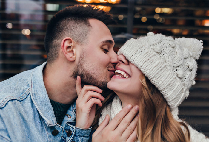 &ldquo;I Told Her I Had A Tumour&rdquo;: People Who Lost A Friend Shared What Happened