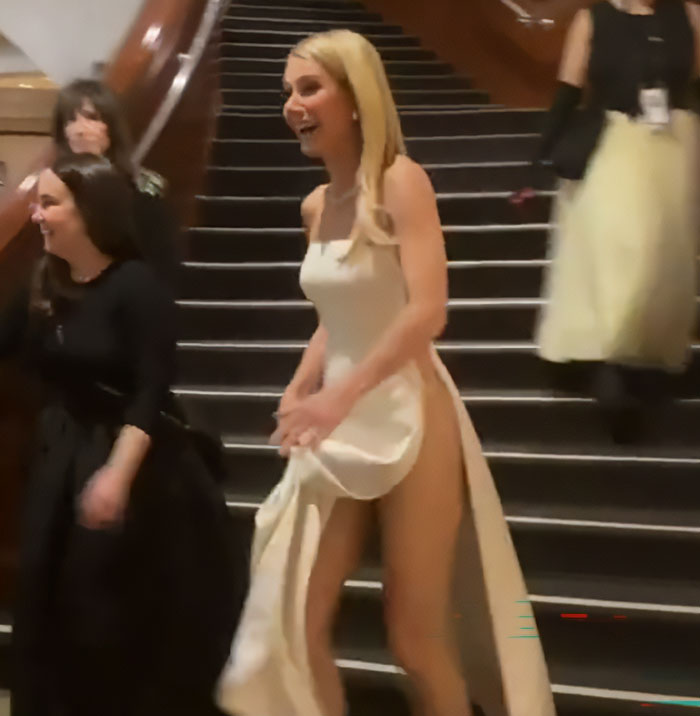 Gwyneth Paltrow&rsquo;s Furious Backstage Rant After Racy Oscars Dress Mishap As Aide&rsquo;s Awkward Reaction Spotted