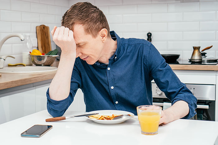 &ldquo;Useless American&rdquo;: FIL Serves This Man Inedible Food To Prove A Point, He Eats It All Just To Be Petty
