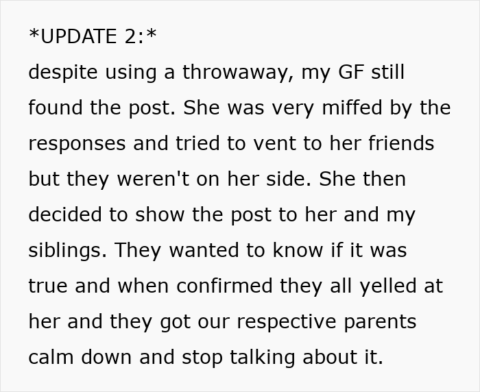 GF Keeps Giving Horrible B-Day Gifts, BF Breaks Up, Internet Appalled As He Shares 2-Year Update