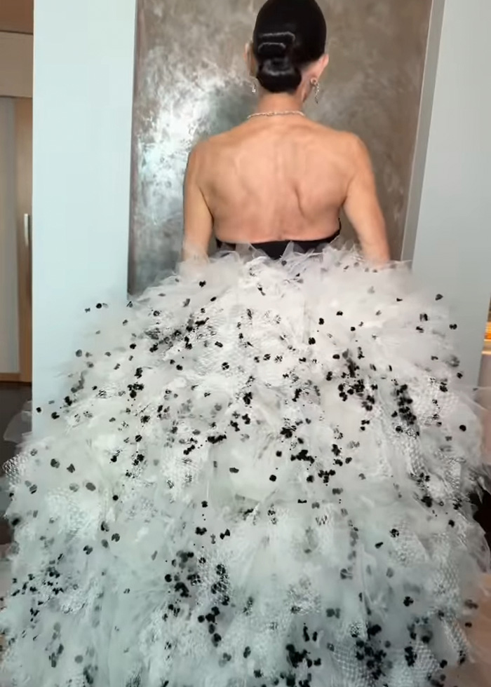 “Scary”: Stylist Exposes Troubling Detail Behind Demi Moore&rsquo;s Oscars Look That Left Fans Speechless