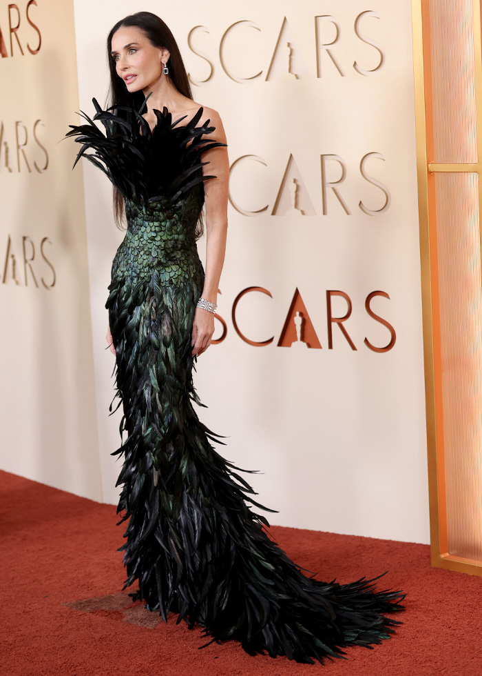 “Scary”: Stylist Exposes Troubling Detail Behind Demi Moore&rsquo;s Oscars Look That Left Fans Speechless