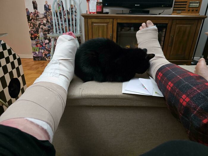 53 Stunning And Hilarious Coincidences That Are Stranger Than Fiction (New Pics)