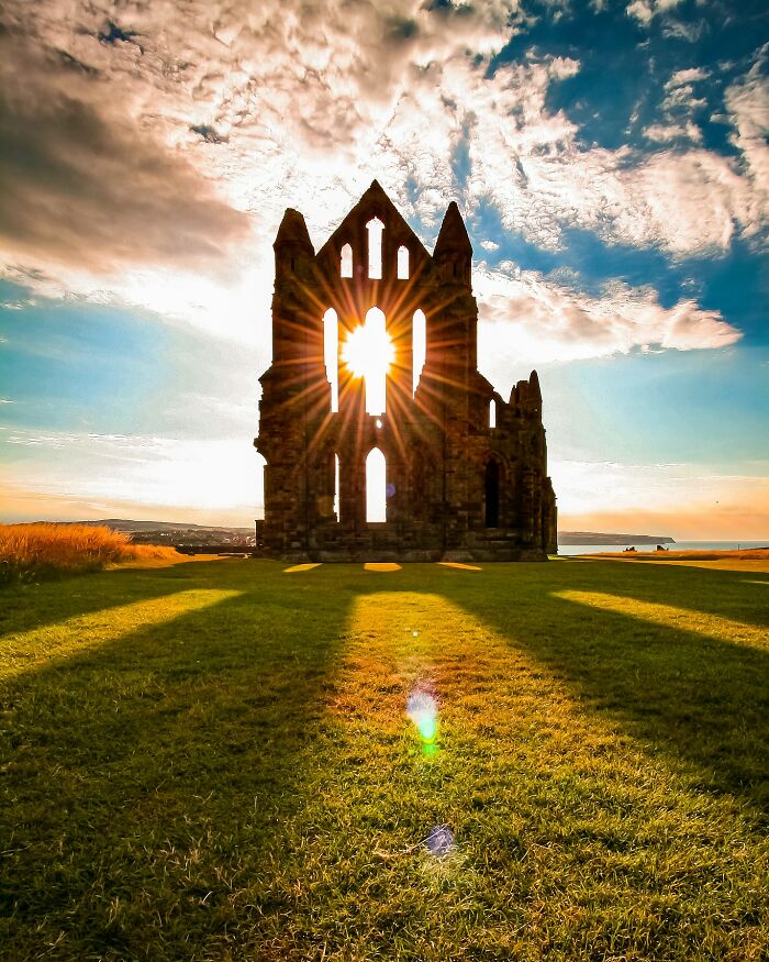 This Photographer Traveled Across The UK And Europe And Captured 62 Incredible Views