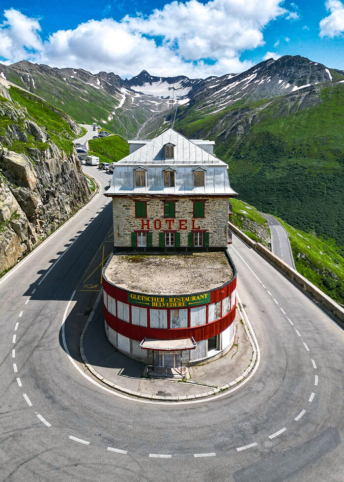 This Photographer Traveled Across The UK And Europe And Captured 62 Incredible Views