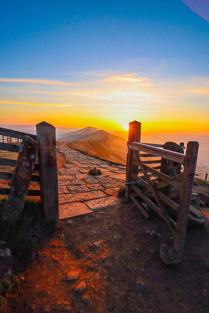 This Photographer Traveled Across The UK And Europe And Captured 62 Incredible Views