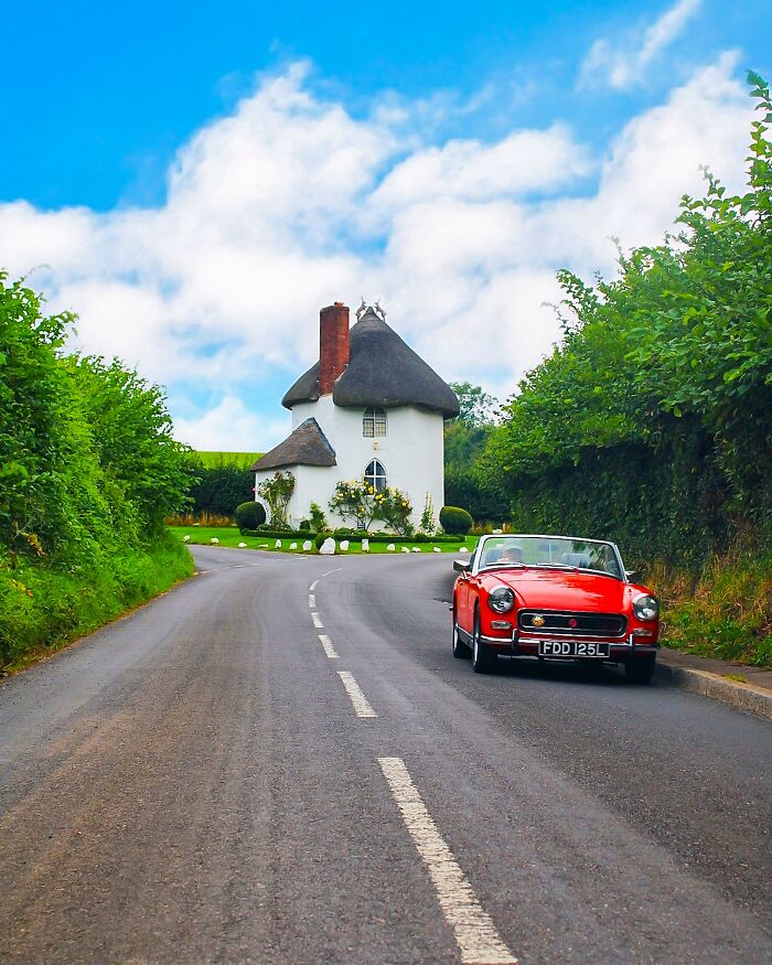 This Photographer Traveled Across The UK And Europe And Captured 62 Incredible Views