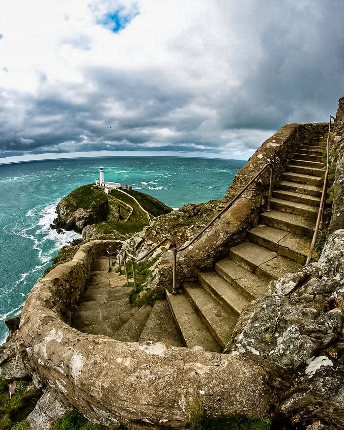 This Photographer Traveled Across The UK And Europe And Captured 62 Incredible Views