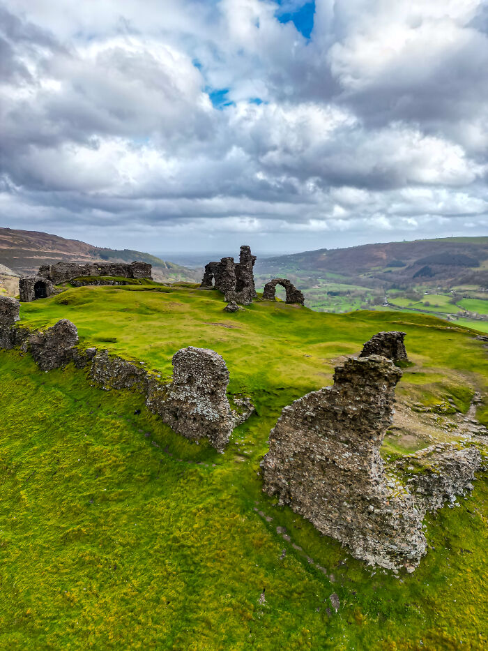 This Photographer Traveled Across The UK And Europe And Captured 62 Incredible Views