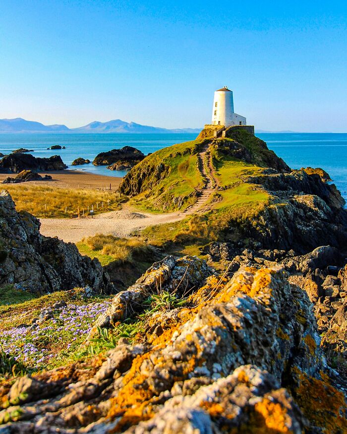 This Photographer Traveled Across The UK And Europe And Captured 62 Incredible Views