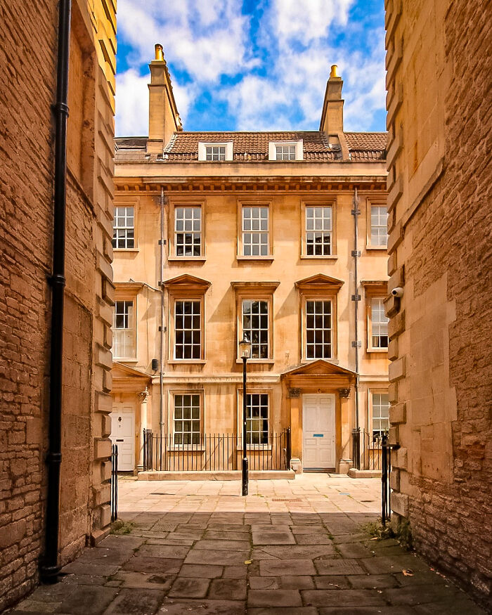 This Photographer Traveled Across The UK And Europe And Captured 62 Incredible Views