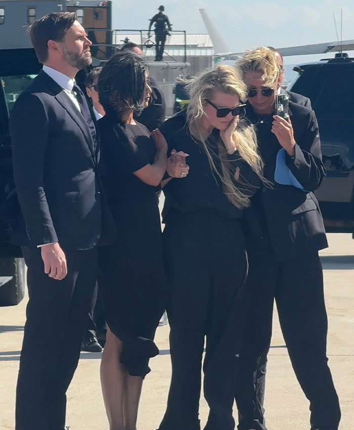 Email Trail And Receipts Spark Bombshell Allegations About Erika Kirk After Charlie&rsquo;s Tragic End