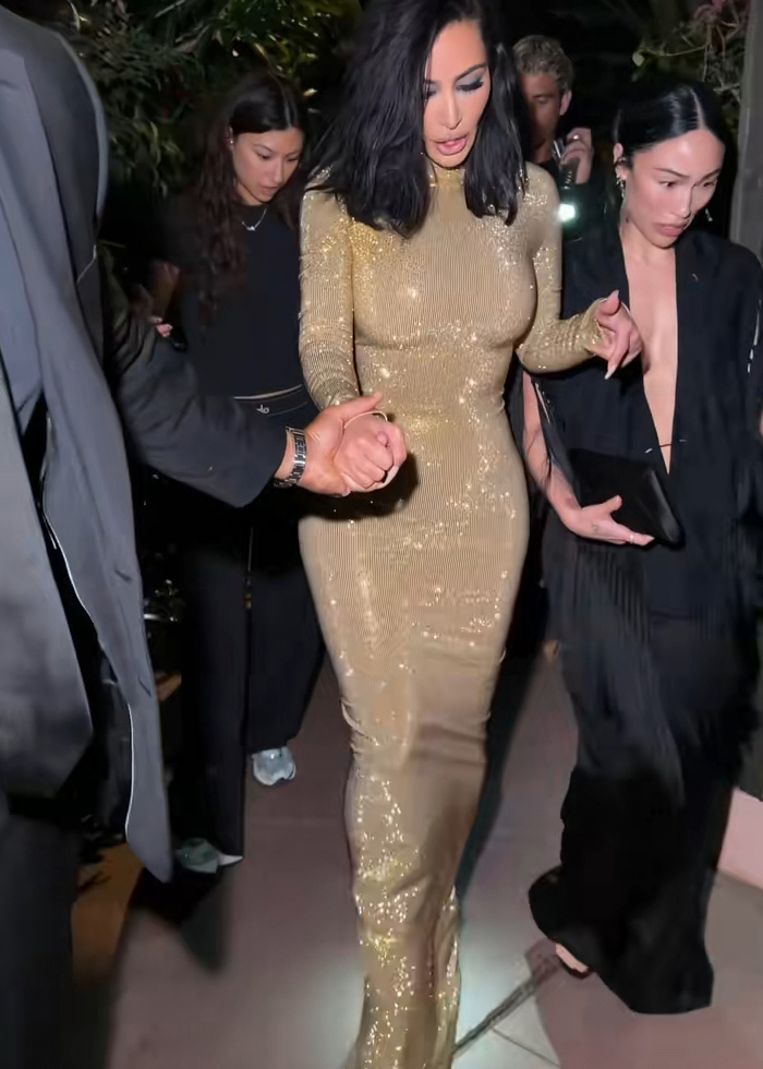 Kim Kardashian&rsquo;s Dramatic Fall Joins The List Of Viral Moments From Oscars Night