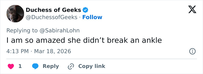 Kim Kardashian&rsquo;s Dramatic Fall Joins The List Of Viral Moments From Oscars Night