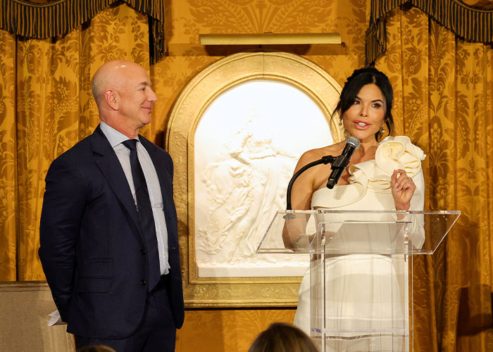 “Divorce Is Imminent”: Lauren S&aacute;nchez And Jeff Bezos Go Viral After Fans Spot Strange Moment Between Them