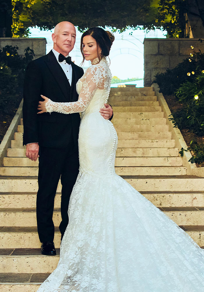 “Divorce Is Imminent”: Lauren S&aacute;nchez And Jeff Bezos Go Viral After Fans Spot Strange Moment Between Them