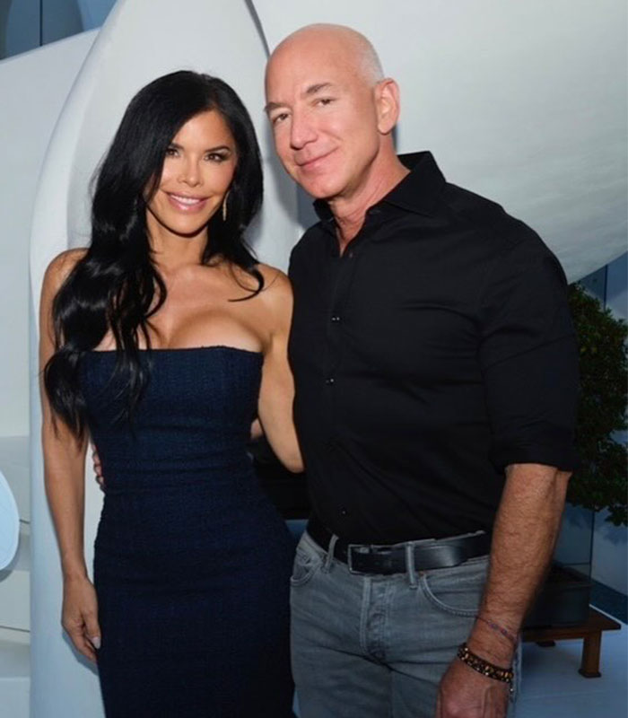“Divorce Is Imminent”: Lauren S&aacute;nchez And Jeff Bezos Go Viral After Fans Spot Strange Moment Between Them