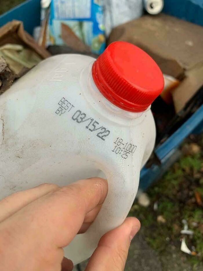 79 Weird And Unexplainable Images That May Linger In Your Brain Longer Than You Want (New Pics)