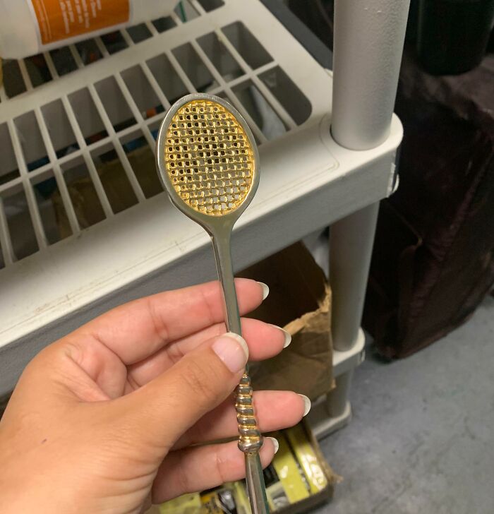 69 Times The Internet Solved The Mystery Of Unidentified Objects