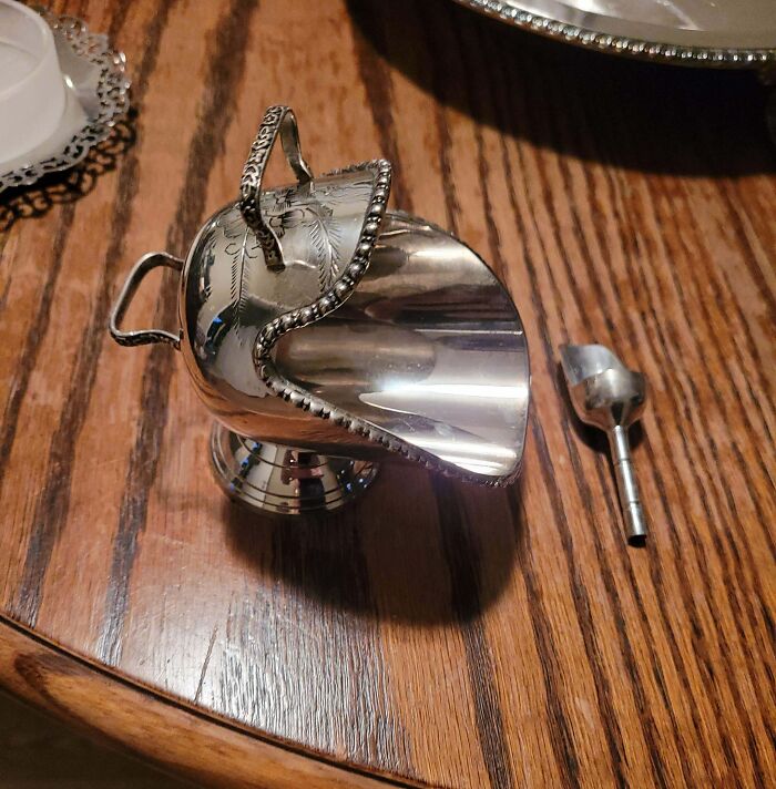 69 Times The Internet Solved The Mystery Of Unidentified Objects