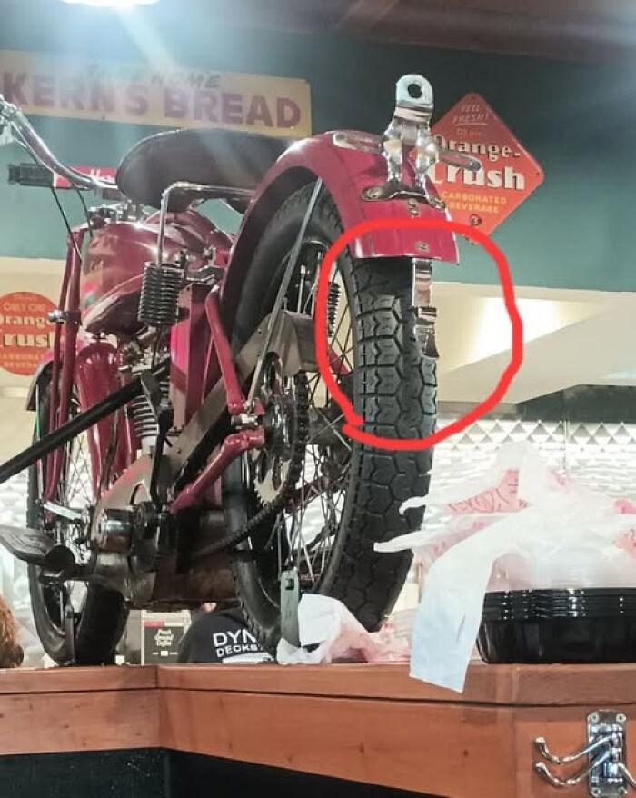 69 Times The Internet Solved The Mystery Of Unidentified Objects