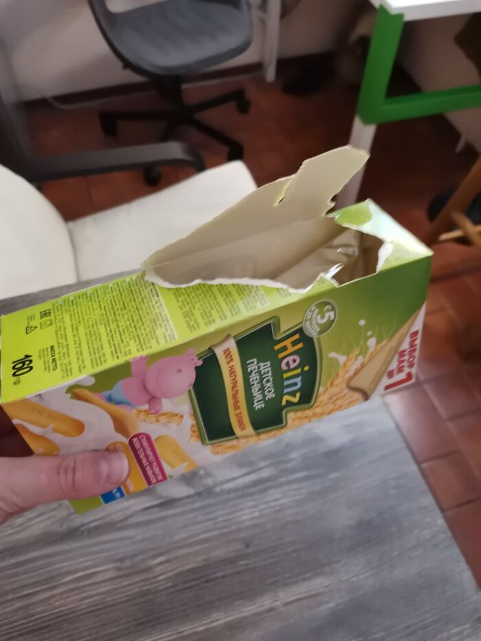 49 Infuriating Pictures That Show Some Women Live With Animals Instead Of Husbands