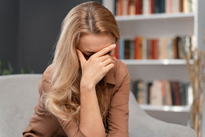 Dad Kicks Daughter Out After She Turns 18, Mom Sheds Crocodile Tears When She Refuses To Mend Fences