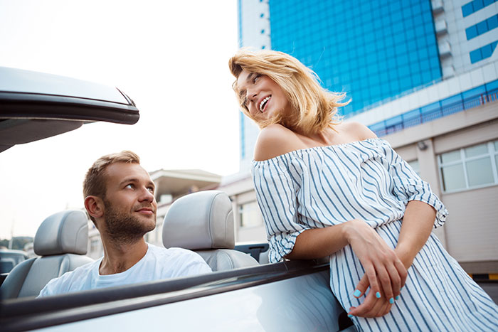 “Welcome To My World”: Guy Drops GF Off At Work, Regrets It As He’s Accosted By Her “Curious” Students