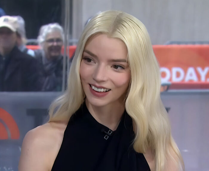 Anya Taylor‑Joy&rsquo;s Latest Interview Appearance Sparks Heated Debate After Fans Spot Odd Detail
