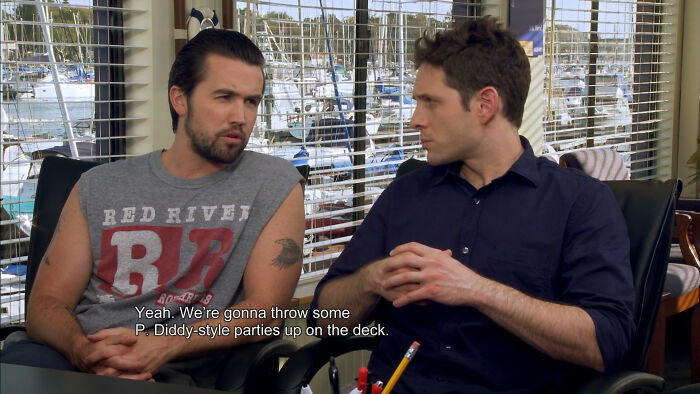 49 Old Photos That Aged So Badly That We Can Only Facepalm At Them (New Pics)