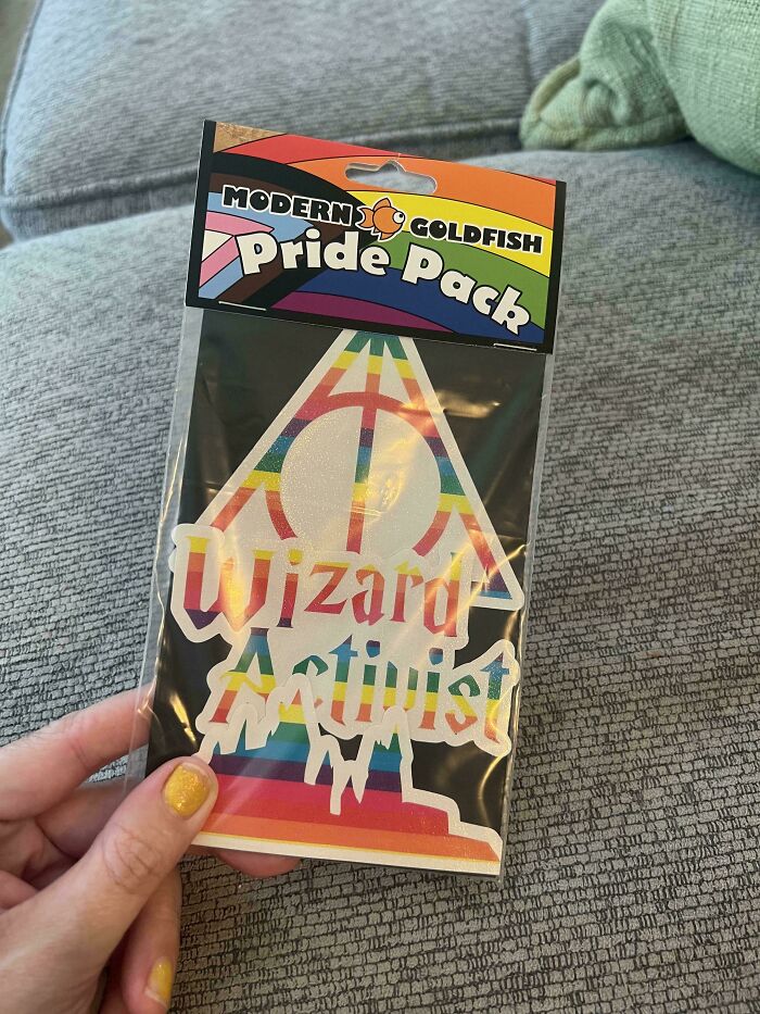 49 Old Photos That Aged So Badly That We Can Only Facepalm At Them (New Pics)