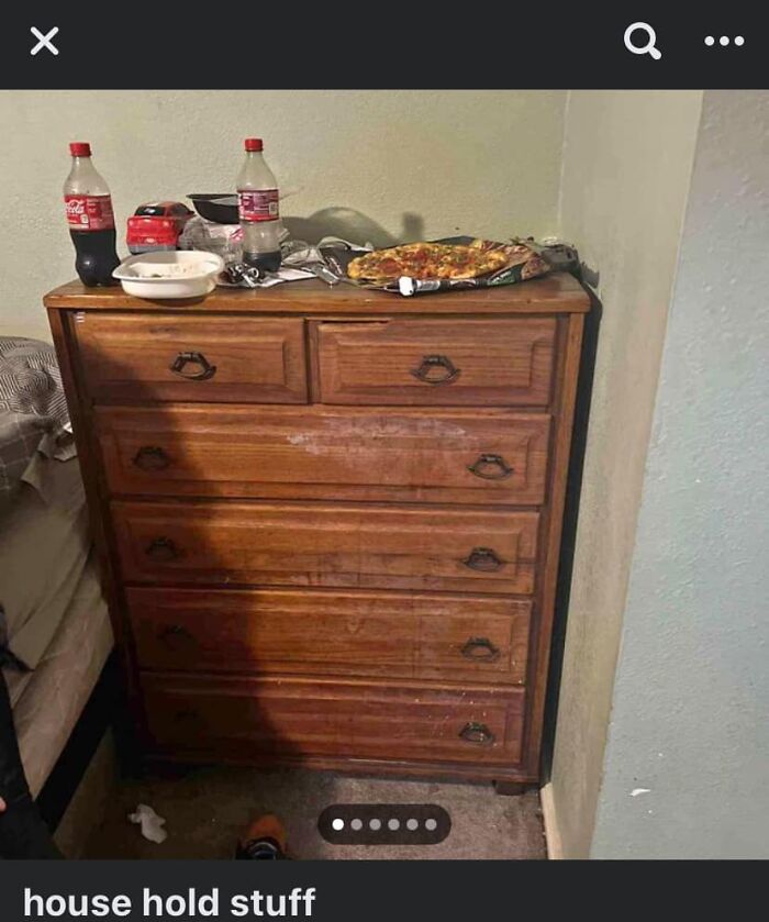 91 Unhinged Pics From Facebook Marketplace That Require A Few Double Takes To Understand