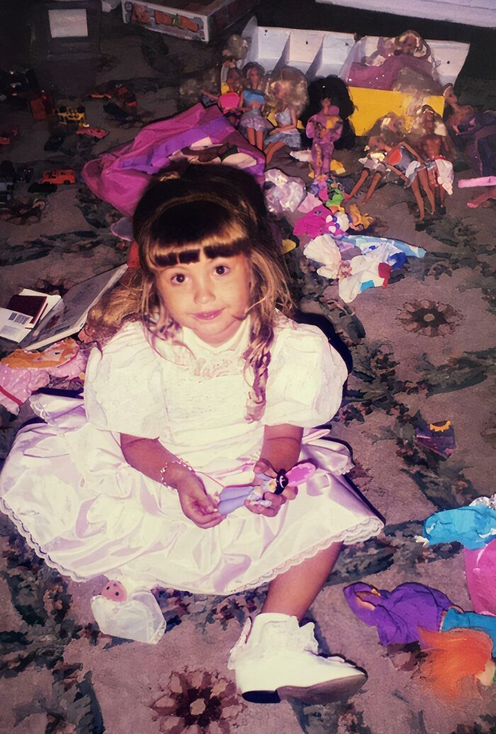 People Share 73 Hilariously Awkward Childhood Pics They Probably Wish They Could Delete